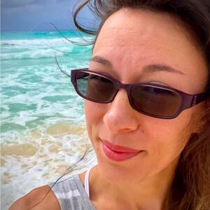 Meet your Posher, Lisa 😃